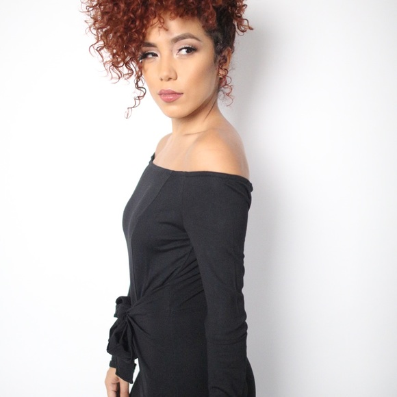 Black Dress - Picture 6 of 7